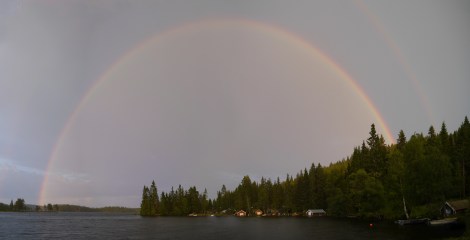 Regnbue over Jonsetangen 24.7.2013